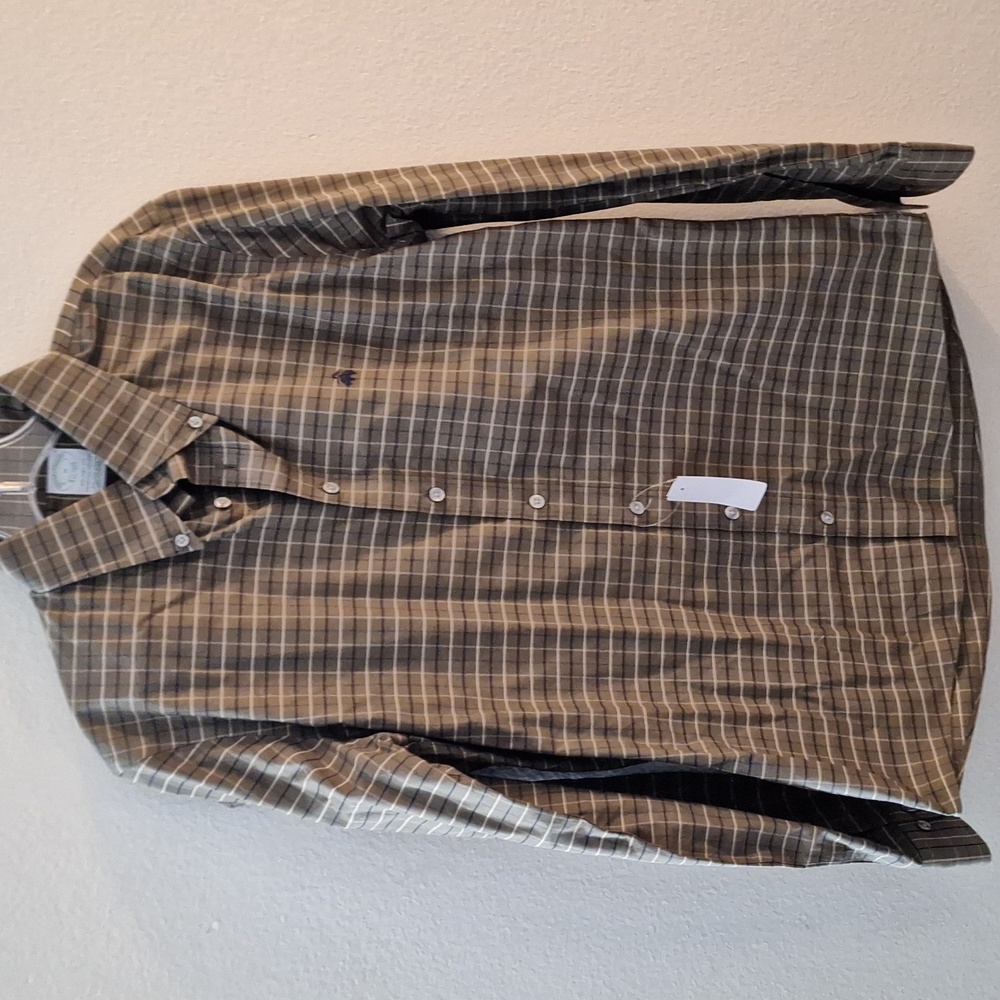Men's plaid shirt